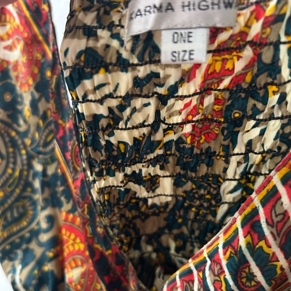 Bohemian Floral Sleeveless Frint Button Detail Adjustable Straps Cami - Picture 3 of 4